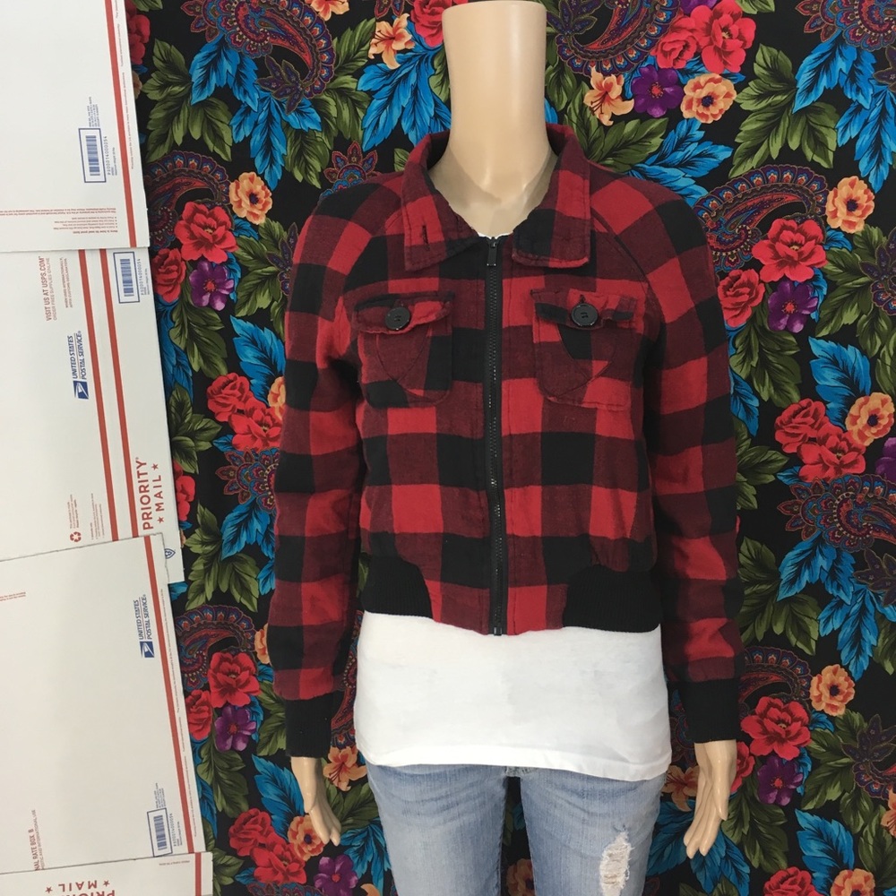 Women’s soft plaid bomber jacket red plaid coat women’s size medium